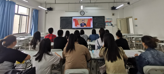 必赢565net官网广大团员认真学习习近平总书记在庆祝中国共产主义青年团成立100周...